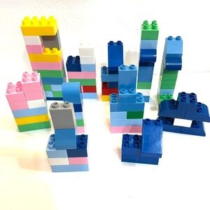 Mega Bloks Junior Lot of 81 Bricks Blocks Building Pieces Toy Replacement Parts